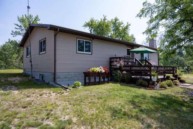 N9656 19th Avenue, Necedah, WI 54646