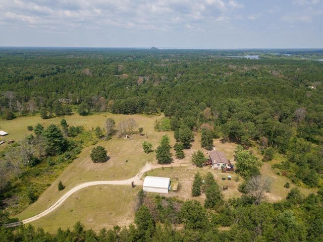 N9656 19th Avenue, Necedah, WI 54646