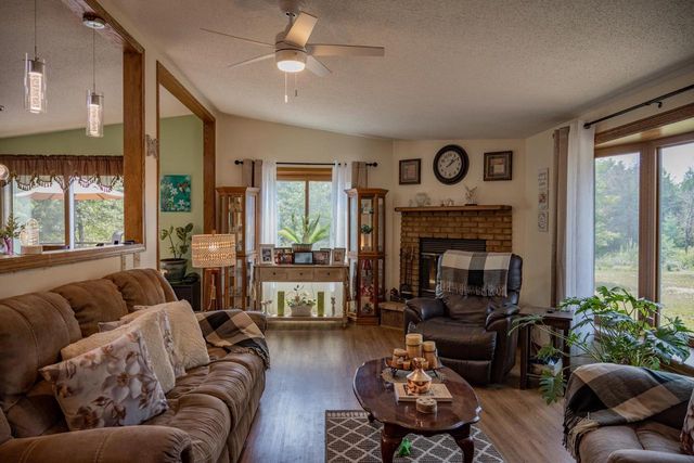 N9656 19th Avenue, Necedah, WI 54646