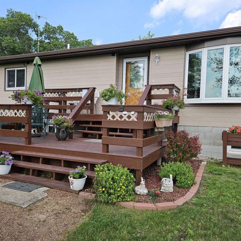 N9656 19th Avenue, Necedah, WI 54646