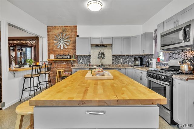 155 Chestnut Street, Lockport City, NY 14094