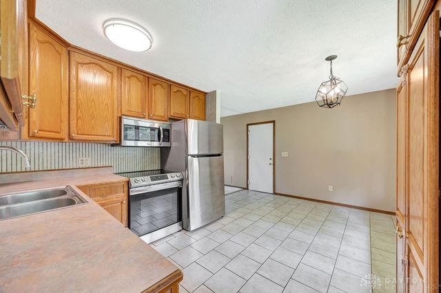 8532 Hawley Mills Road, New Paris, OH 45347