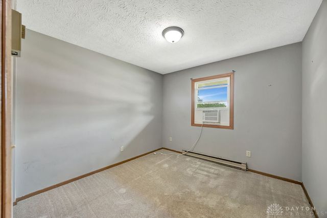 8532 Hawley Mills Road, New Paris, OH 45347