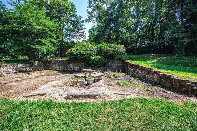 8532 Hawley Mills Road, New Paris, OH 45347