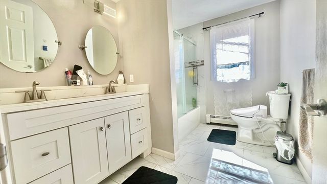 5 Flintlocke Rd, Franklin, MA 02038