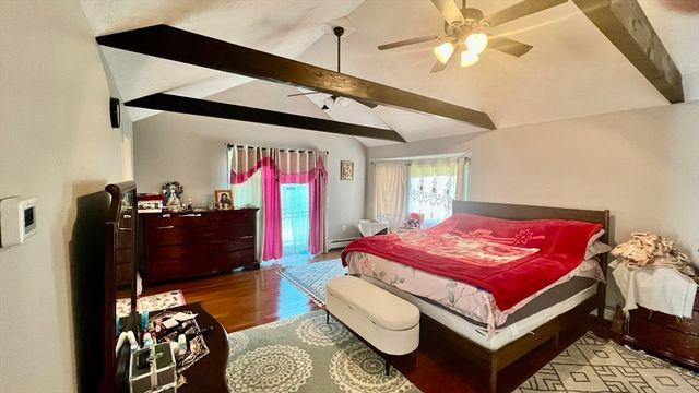 5 Flintlocke Rd, Franklin, MA 02038