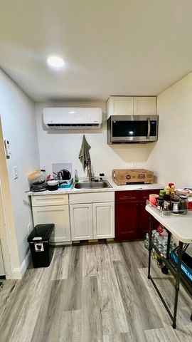 5 Flintlocke Rd, Franklin, MA 02038