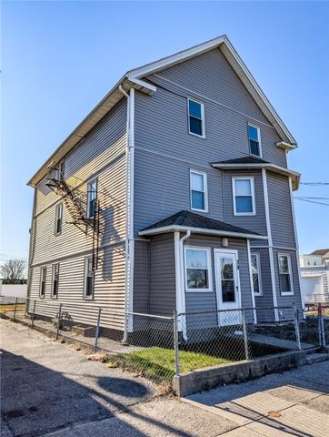 39 John Street, Pawtucket, RI 02860