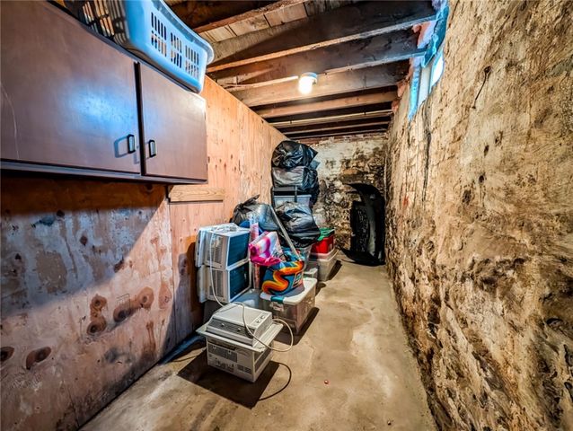 39 John Street, Pawtucket, RI 02860