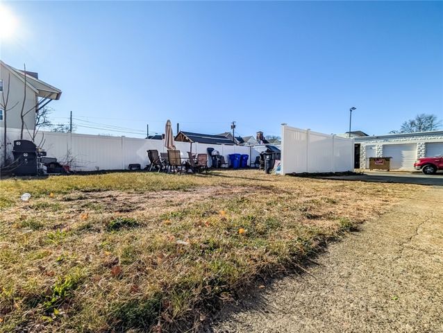 39 John Street, Pawtucket, RI 02860