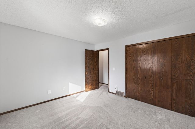 21306 Heath Avenue N, Forest Lake, MN 55025