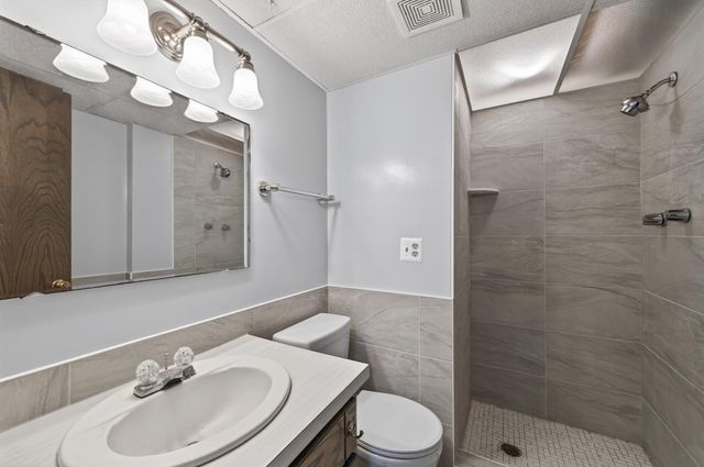 21306 Heath Avenue N, Forest Lake, MN 55025