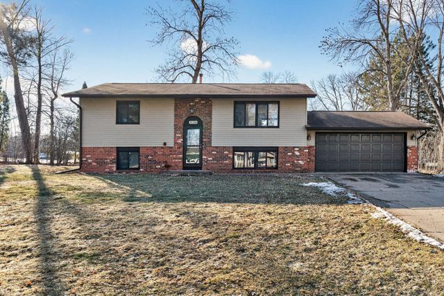 21306 Heath Avenue N, Forest Lake, MN 55025
