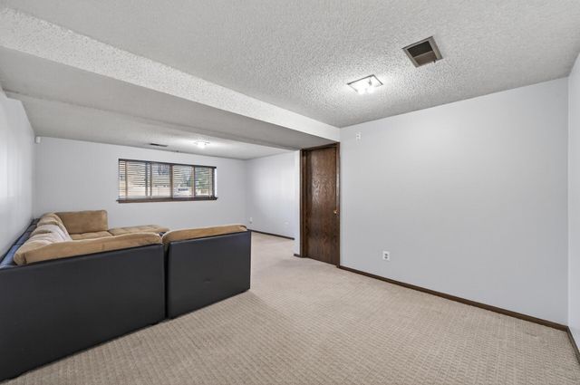 21306 Heath Avenue N, Forest Lake, MN 55025