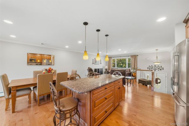 6 Liberty Court, Washingtonville, NY 10992