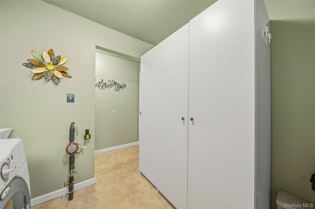 6 Liberty Court, Washingtonville, NY 10992
