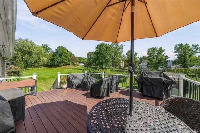 6 Liberty Court, Washingtonville, NY 10992