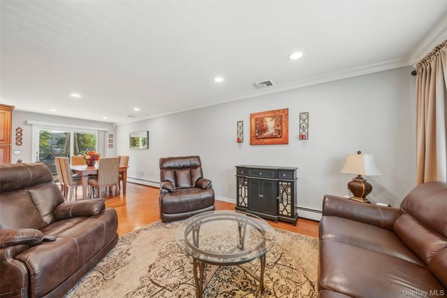 6 Liberty Court, Washingtonville, NY 10992