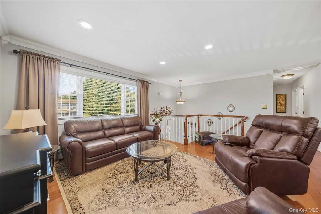 6 Liberty Court, Washingtonville, NY 10992 — photo 2
