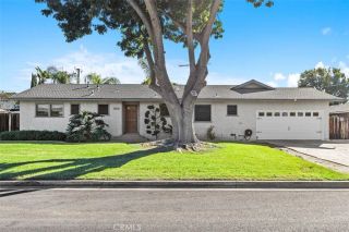 13082 Palomar, North Tustin, CA 92705
