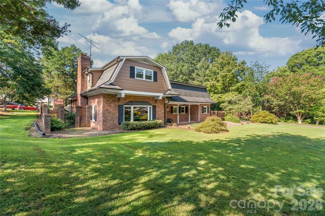 1339 Carmen Lane, Gastonia, NC 28054