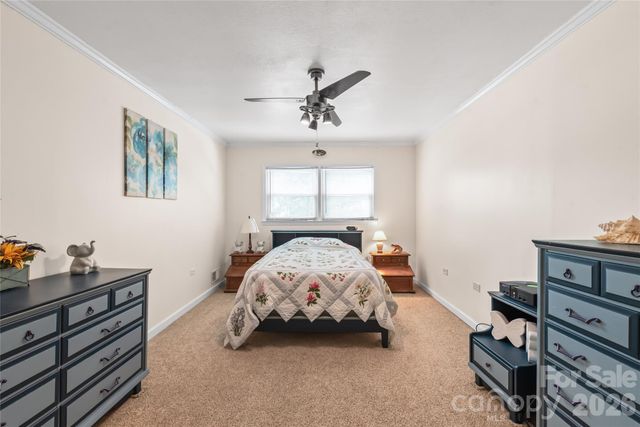 1339 Carmen Lane, Gastonia, NC 28054