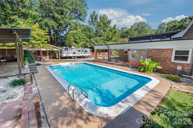 1339 Carmen Lane, Gastonia, NC 28054