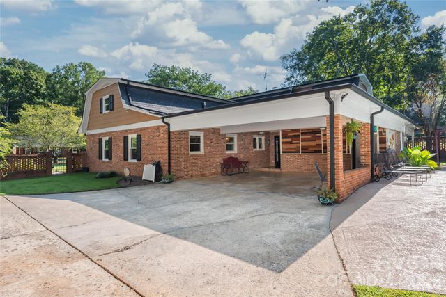 1339 Carmen Lane, Gastonia, NC 28054