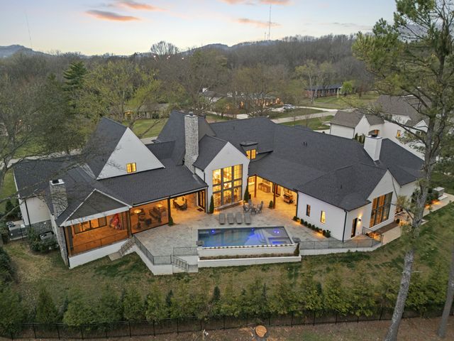 5231 Williamsburg Rd, Brentwood, TN 37027