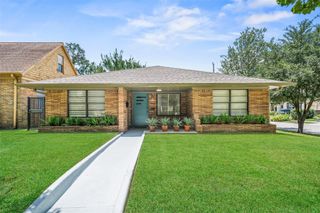 956 Teetshorn Street, Houston, TX 77009