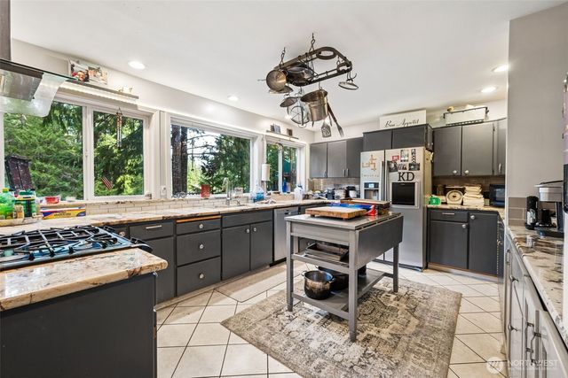 1030 E Saint Andrews Street, Shelton, WA 98584