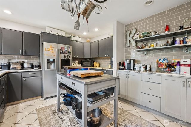 1030 E Saint Andrews Street, Shelton, WA 98584