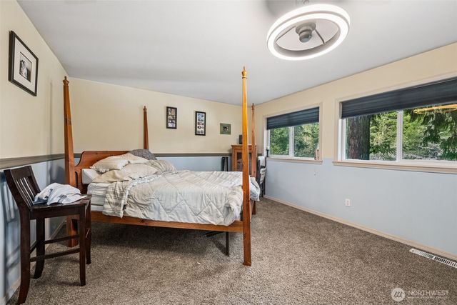 1030 E Saint Andrews Street, Shelton, WA 98584