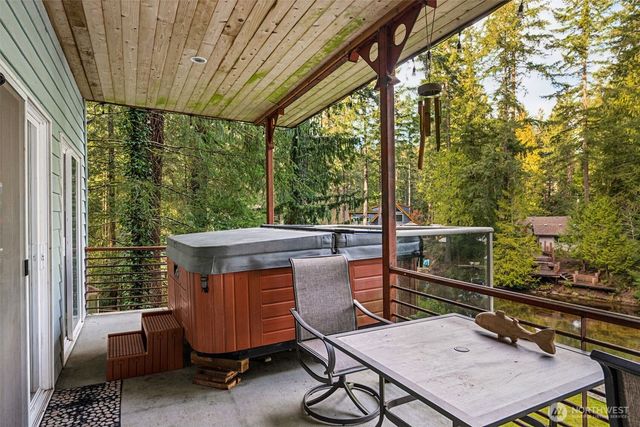 1030 E Saint Andrews Street, Shelton, WA 98584