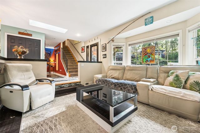 1030 E Saint Andrews Street, Shelton, WA 98584