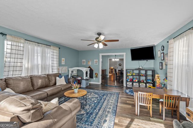 466 Grove Pointe Court, Locust Grove, GA 30248