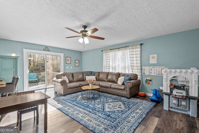 466 Grove Pointe Court, Locust Grove, GA 30248