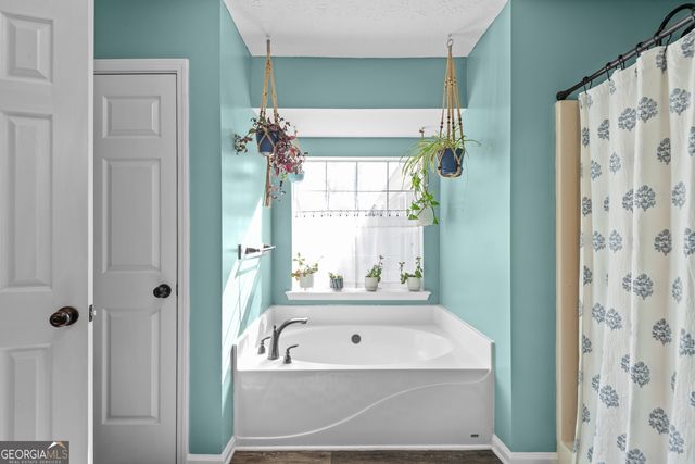 466 Grove Pointe Court, Locust Grove, GA 30248