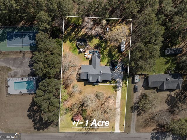 466 Grove Pointe Court, Locust Grove, GA 30248