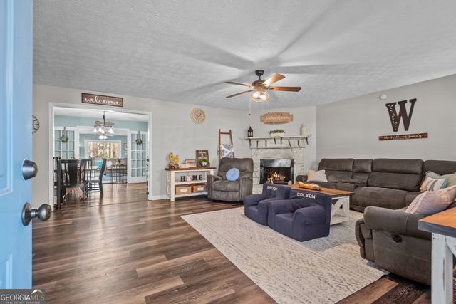 466 Grove Pointe Court, Locust Grove, GA 30248