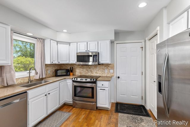 1330 Monte Carlo Drive, Jenison, MI 49428