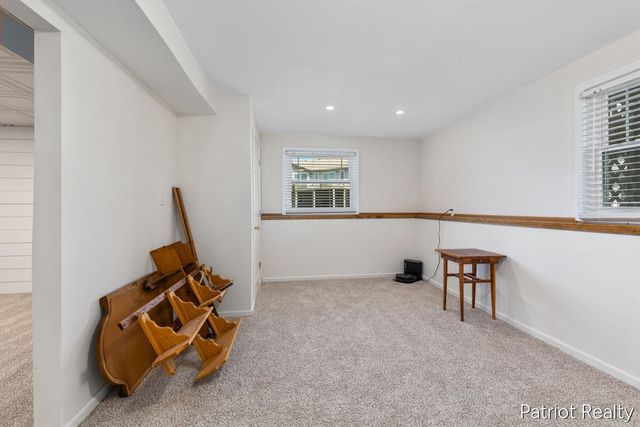1330 Monte Carlo Drive, Jenison, MI 49428