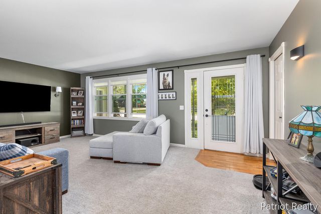 1330 Monte Carlo Drive, Jenison, MI 49428