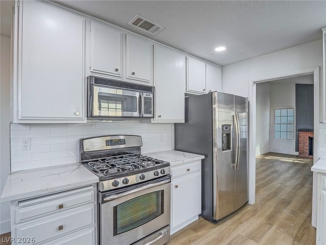 7377 Coffeyville Avenue, Las Vegas, NV 89147