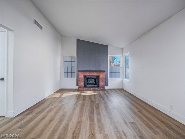 7377 Coffeyville Avenue, Las Vegas, NV 89147