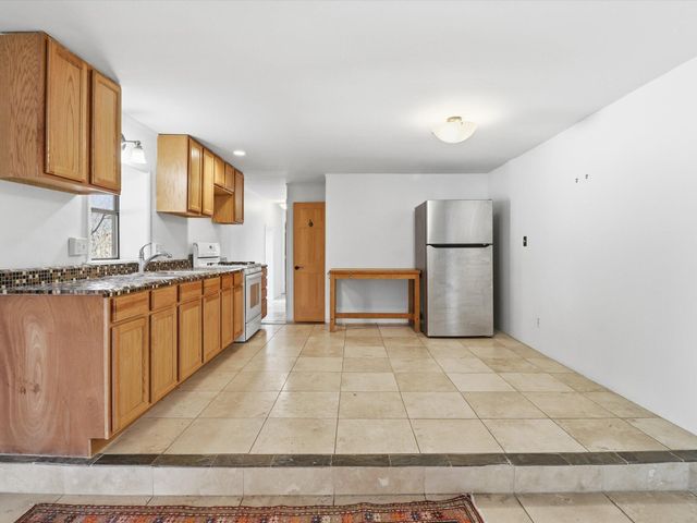 104 Guthrie Lane A & B, Taos, NM 87571