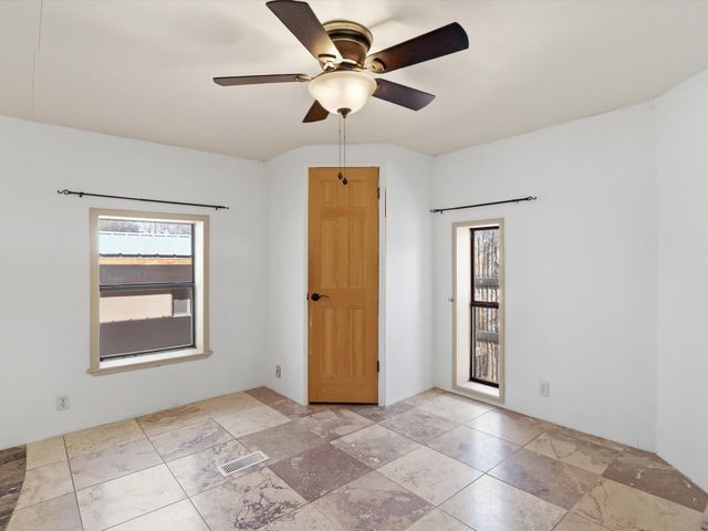 104 Guthrie Lane A & B, Taos, NM 87571