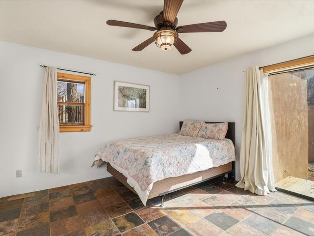 104 Guthrie Lane A & B, Taos, NM 87571