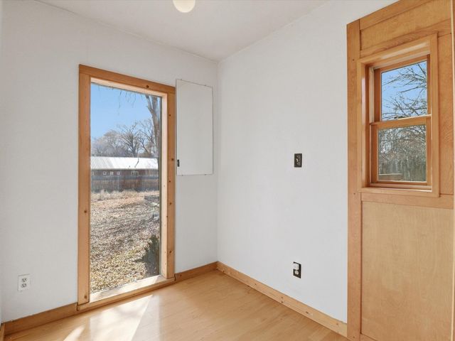 104 Guthrie Lane A & B, Taos, NM 87571