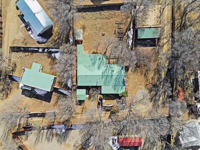 104 Guthrie Lane A & B, Taos, NM 87571